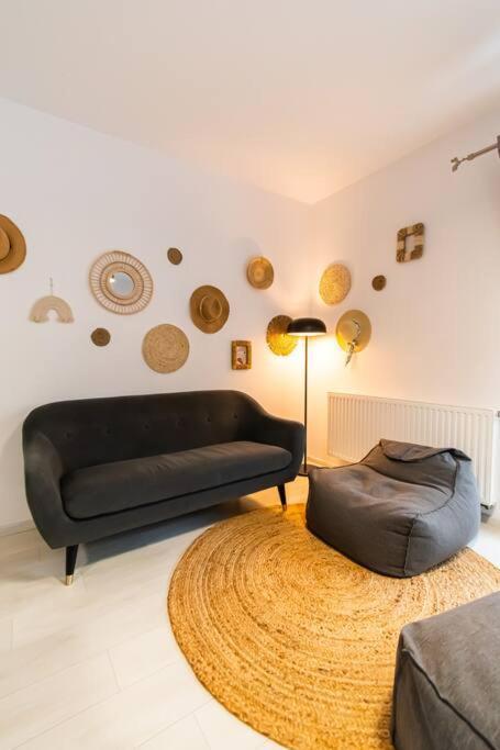 Arte - 2 Bedroom Apartment Near Coresi Mall With Free Parking Brașov Exterior foto